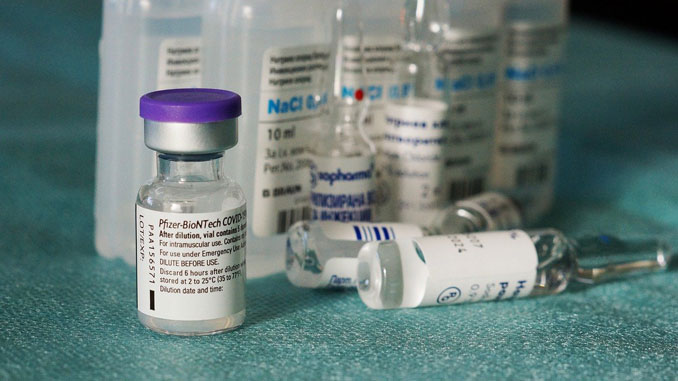 COVID-19-vaccin Pfizer-BioNTech (x3/pixabay)