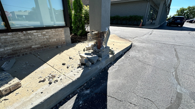 Post damage at Huntington Square strip mall in front of Little Learners, 1060 West Rand Road in Arlington Heights on Tuesday, June 11, 2024 (CARDINAL NEWS)