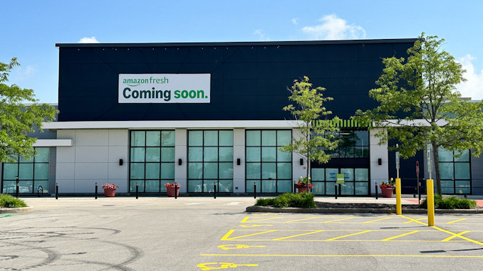 Amazon Fresh Coming Soon banner at the Arlington Heights Amazon Fresh store on  Thursday, July 11, 2024 (CARDINAL NEWS)