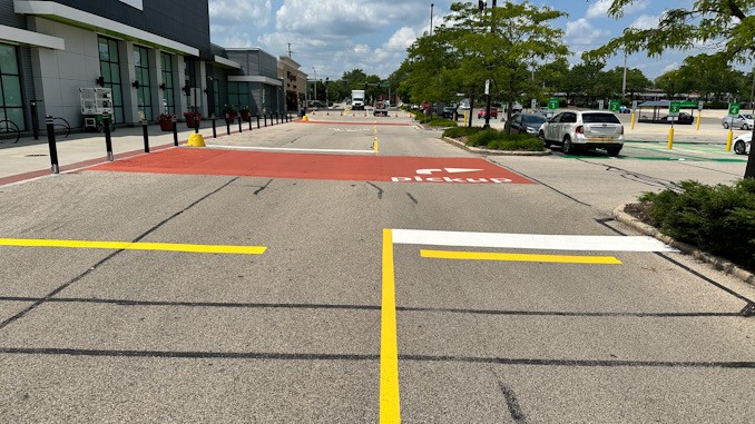 The parking lot at Town & Country Center has some fresh asphalt and some fresh, well-designed markings, especially near the Amazon Fresh Arlington Heights store at 325 East Palatine Road (CARDINAL NEWS)