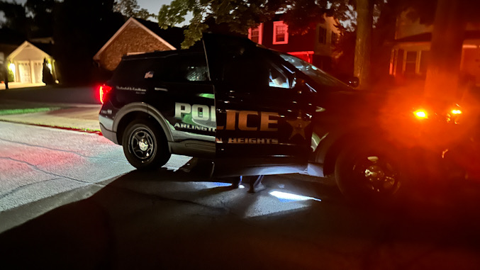 Police on scene investigating the scene of a residential burglary on Haddow Avenue in Arlington Heights on Sunday night, Monday, July 29, 2024 (CARDINAL NEWS)