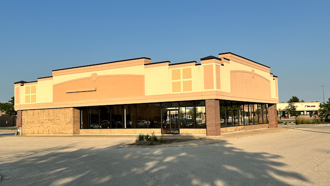 New Big Chicken location at 10 West Rand Road in Arlington Heights