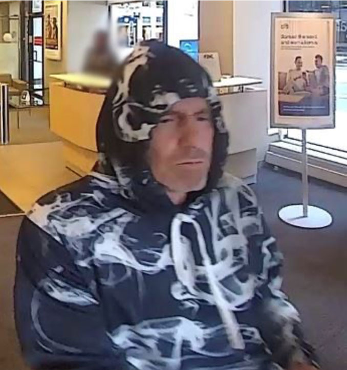 Bank robber suspect head and shoulder at Citibank, 180 North Michigan Avenue, Chicago, on Monday, September 16, 2024 (SOURCE: FBI)